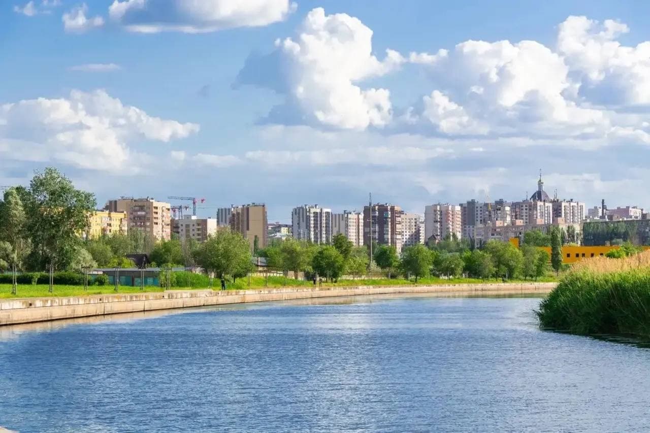 Панорама города