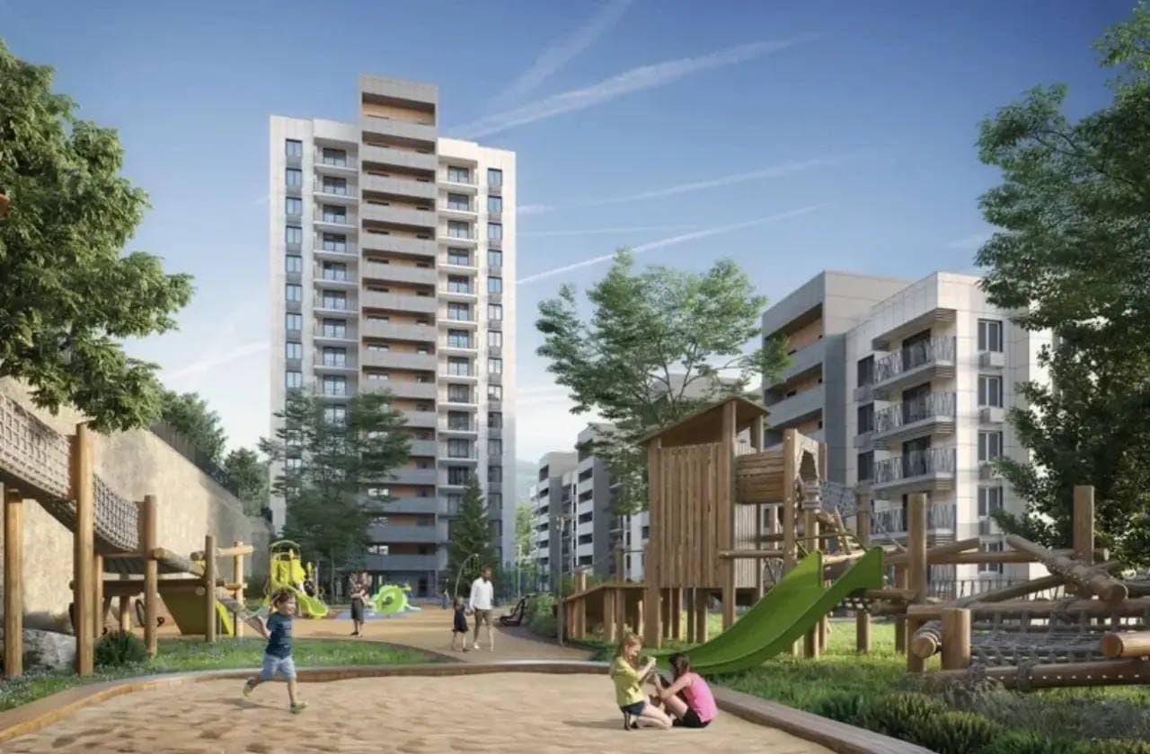 Детская площадка во дворе